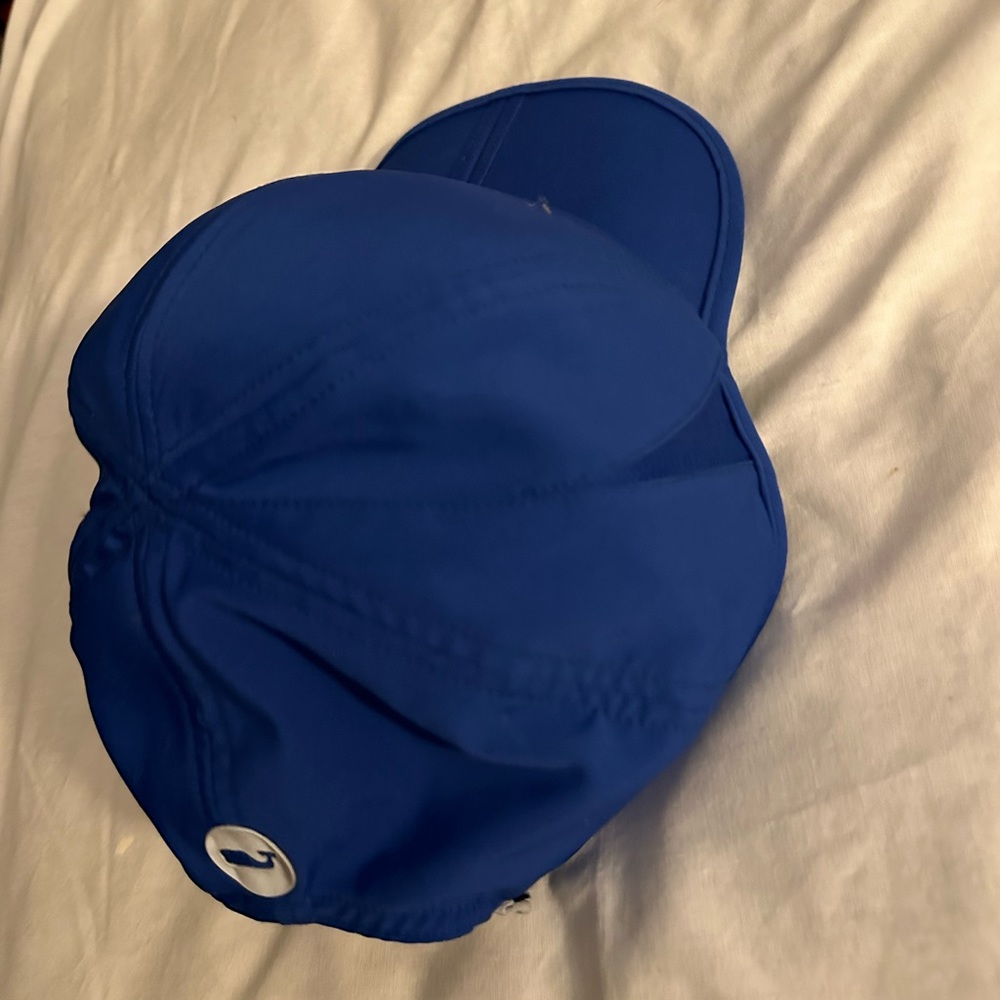 Men’s vineyard vines hat